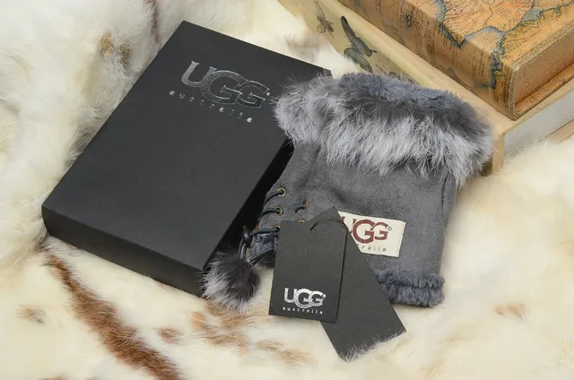 UGG Tasman Fur-Trimmed Lace-Up Slipper Snow Boots 12