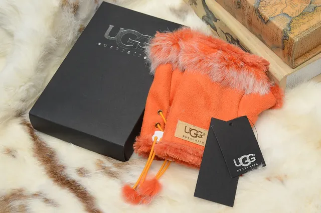 UGG Tasman Fur-Trimmed Lace-Up Slipper Snow Boots 24