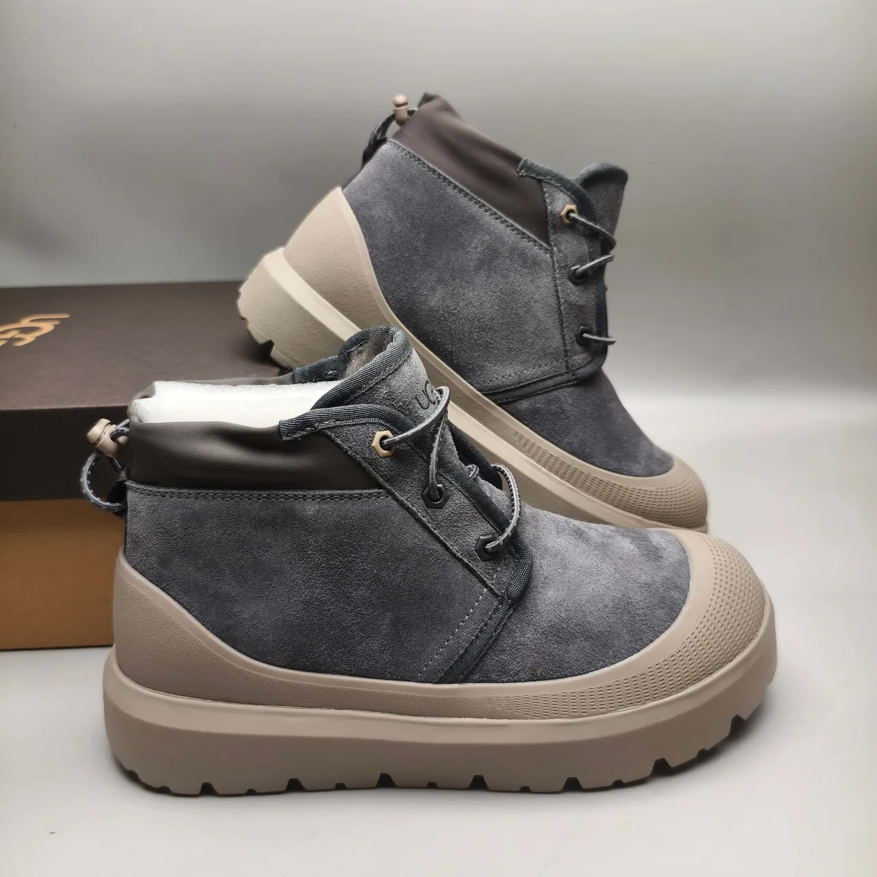 UGG Tasman Gray Beige Suede Upper Chunky Platform Sole Ankle Boots 6