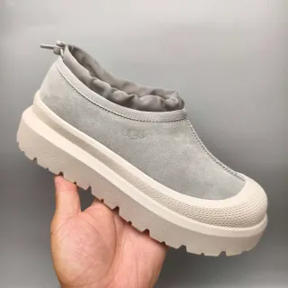 UGG تاسمان أحذية رياضية رمادية غامز سلايب أون شونكي