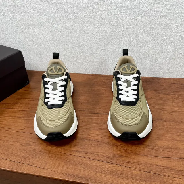 Valentino Beige Noir Semelle de Plateforme Couches de Maille Et Overlays Synthétiques Sneakers Chunky 3