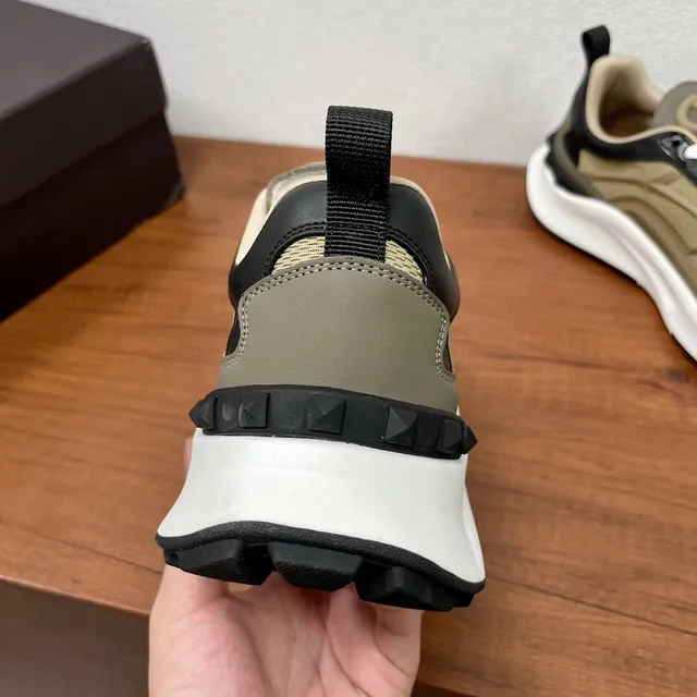 Valentino Beige Noir Semelle de Plateforme Couches de Maille Et Overlays Synthétiques Sneakers Chunky 5