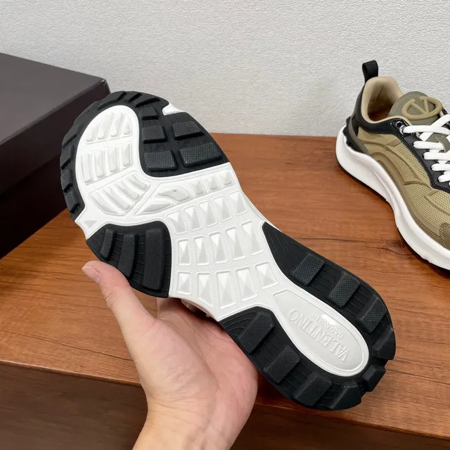Valentino Beige Noir Semelle de Plateforme Couches de Maille Et Overlays Synthétiques Sneakers Chunky 6