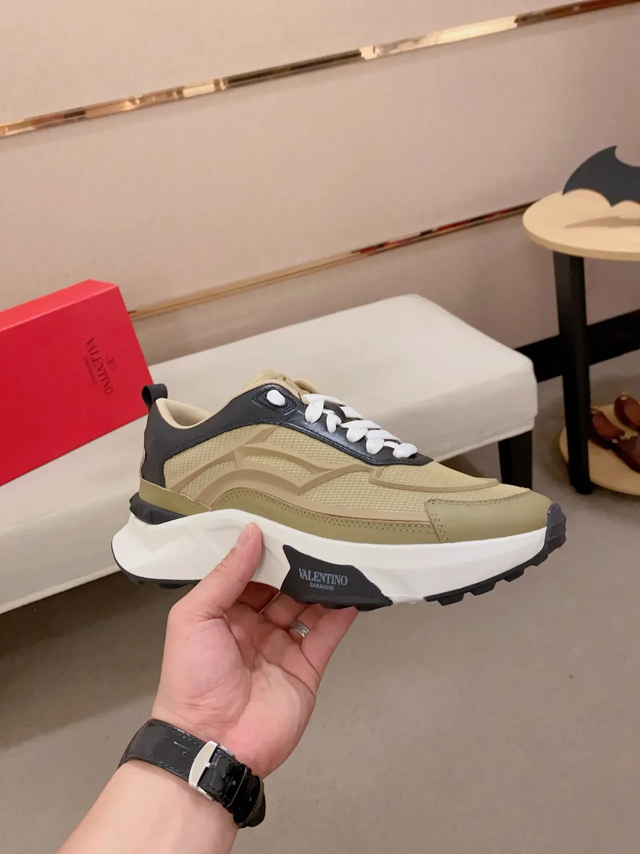 Valentino Beige Sola Preta Painel Malha e Couro Chunky Sneakers 4