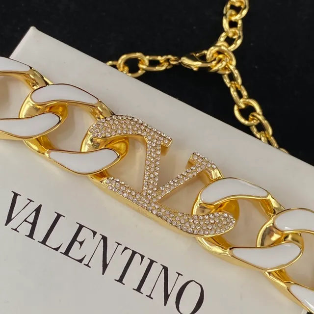 Collier Valentino chaîne curb-link grosse or blanc avec inlay d'émail 2