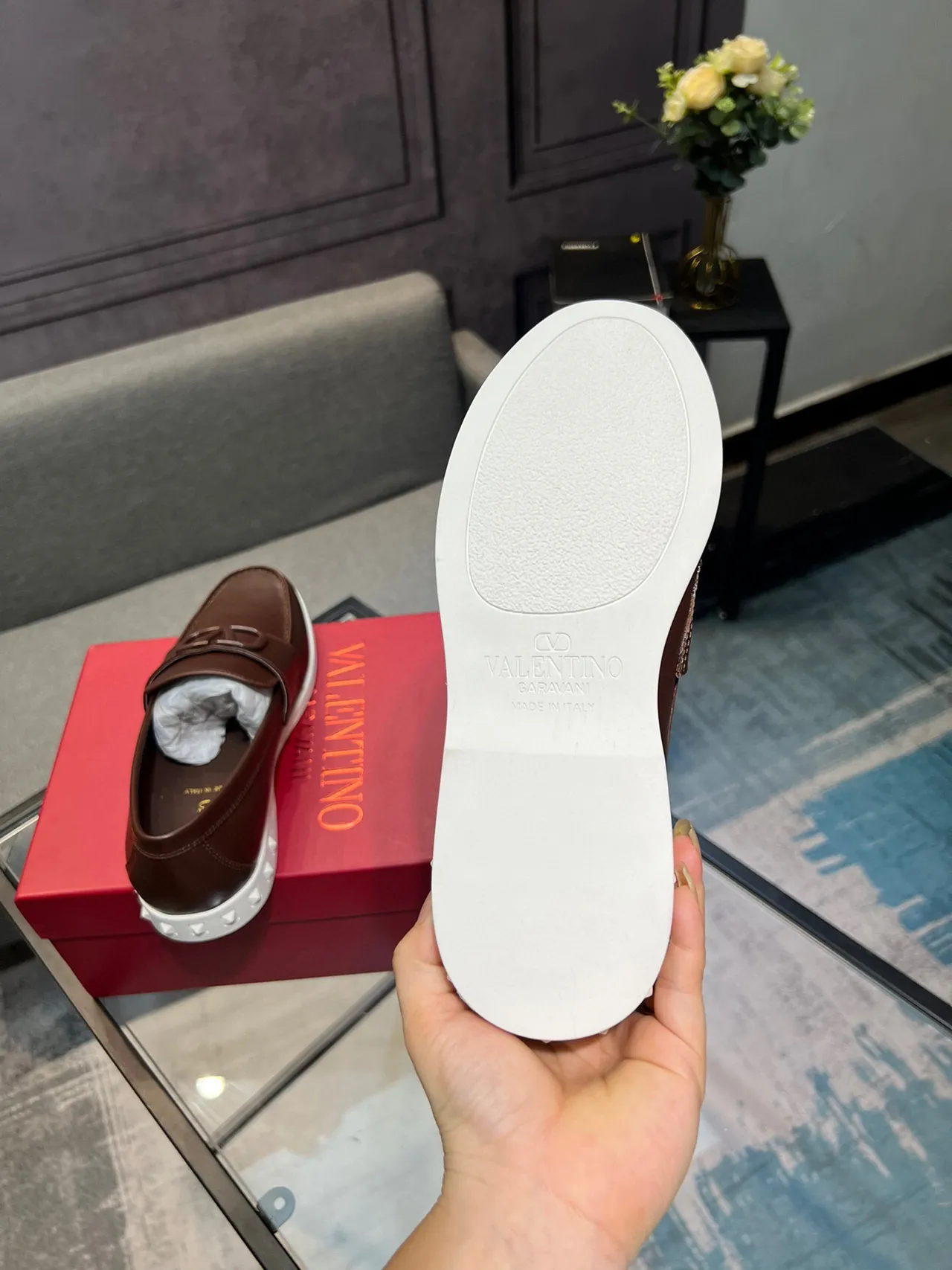 Valentino Rockstud Couro Marrom Branco Fivela VLogo Mocassim 7