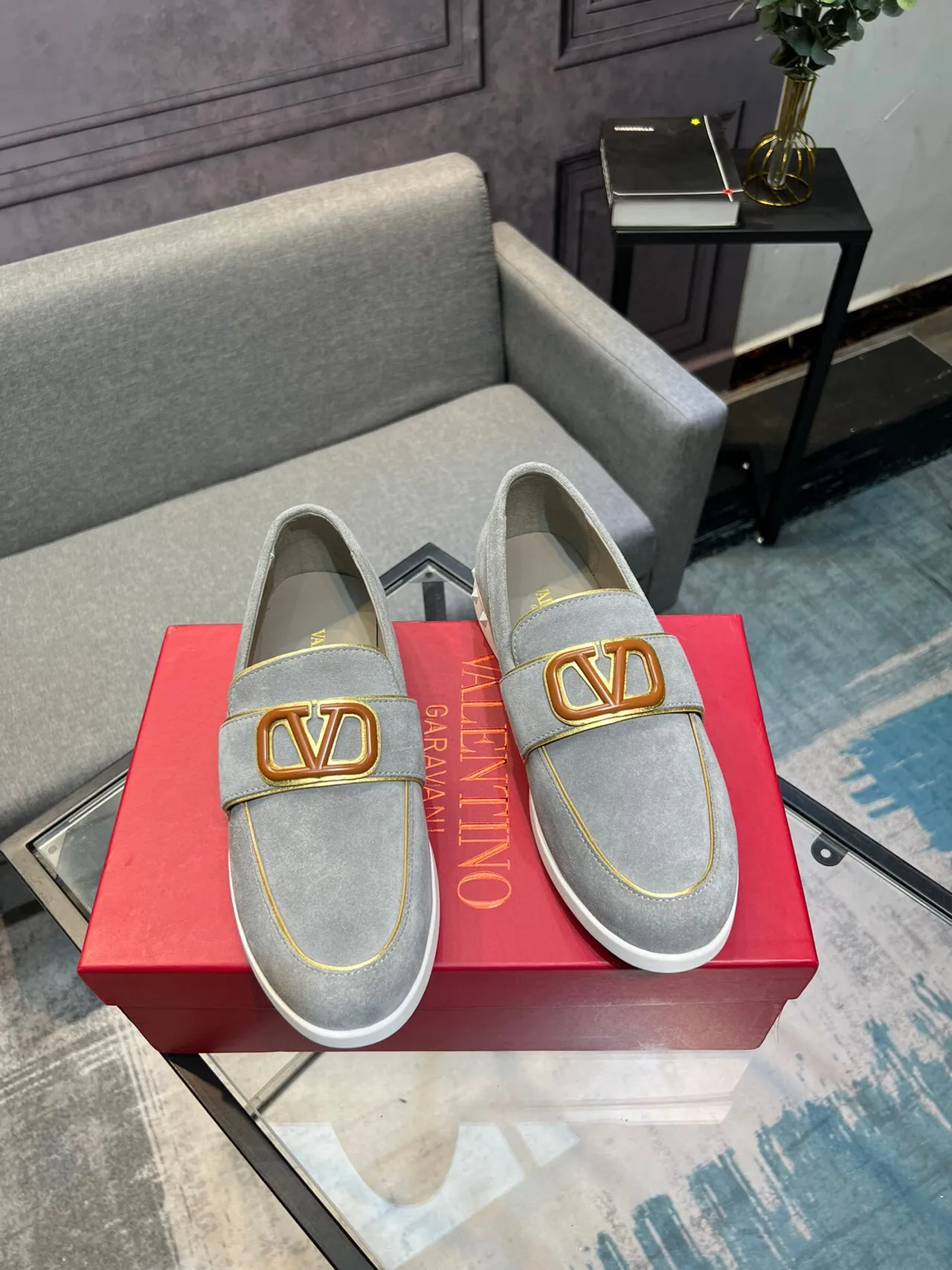 Valentino Rockstud Daim Gris Blanc Supérieur VLOGO Boucle Loafer 5