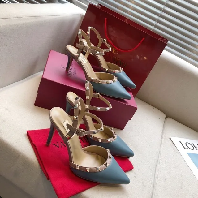 Valentino Rockstud Light Blue Studded Slingback Stilettos 7
