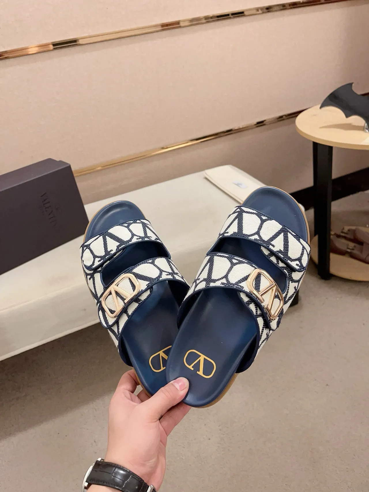 Valentino VLogo Slide Pantoufles en toile imprimée bleu marine et blanc 5