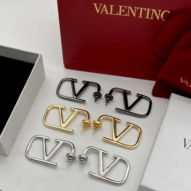 Valentino VLTN Open-Frame V-Shaped Stud Earrings 7