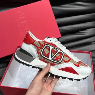 Valentino VLTN Runner Rojo Blanco Beige Zapatillas Lifestyle
