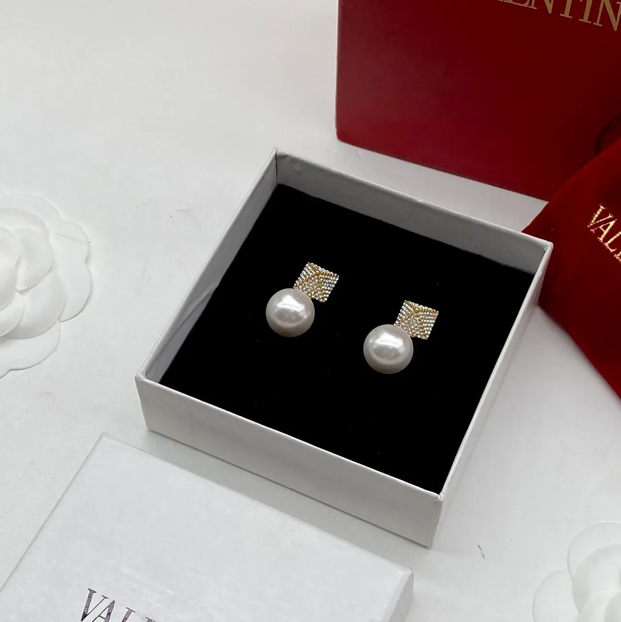Valentino Brincos Ouro Branco Pérola Gota Pavé Topo Quadrado 4