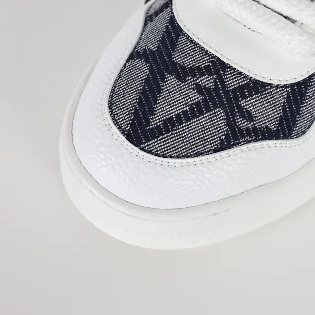 Valentino Chaussures Lifestyle avec Upper Textile Monogramé, Midsole Géométrique Blanc Navy 5