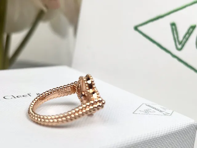 Van Cleef & Arpels Alhambra Blue Enamel Rose Gold Ring 5