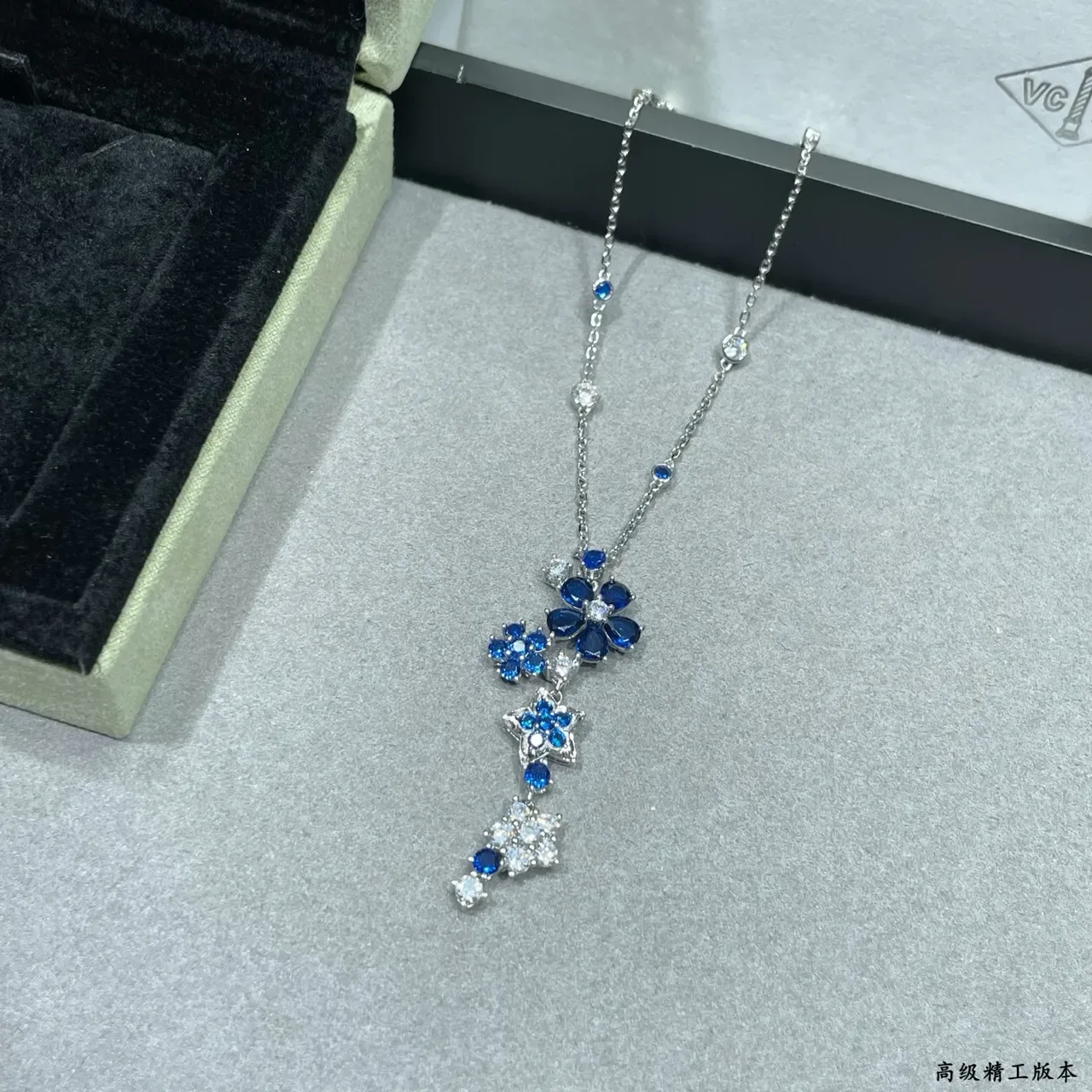 Van Cleef & Arpels Floral Star Motif Blue Sapphire and White Stone Drop Pendant Necklace 4