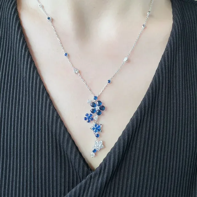 Van Cleef & Arpels Floral Star Motif Blue Sapphire and White Stone Drop Pendant Necklace 9