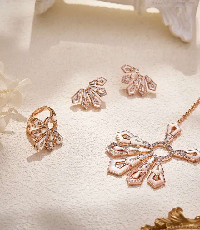 Van Cleef & Arpels Frivole Leque Geométrico de Mãe-d'Água e Diamante 3