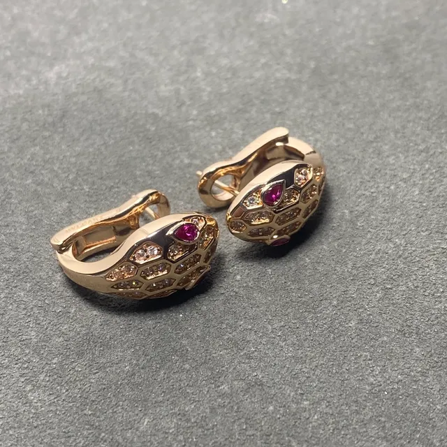 Van Cleef & Arpels Serpent Bohème Yellow Gold Diamond and Ruby Earrings 4