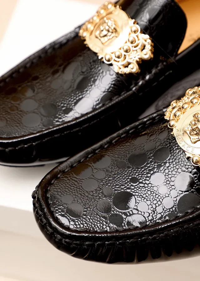 Versace Black Gold Glossy Crocodile-Embossed Leather Medusa Hardware Loafer 5