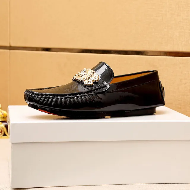 Versace Black Gold Glossy Crocodile-Embossed Leather Medusa Hardware Loafer 6