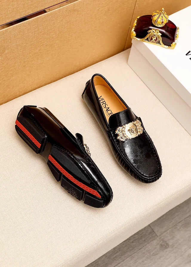 Versace Black Gold Glossy Crocodile-Embossed Leather Medusa Hardware Loafer 9