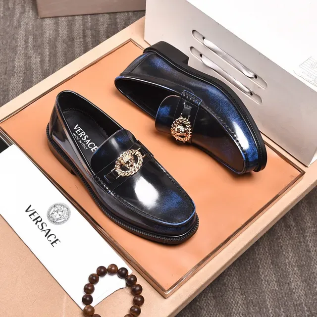 Versace Mocassim Preto Dourado Couro Patent Alto Brilho Fivela Medusa Medalhão 9
