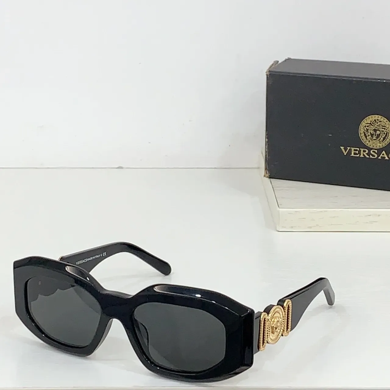 Versace Chain Reaction Black Acetate Gold Medusa Sunglasses 5