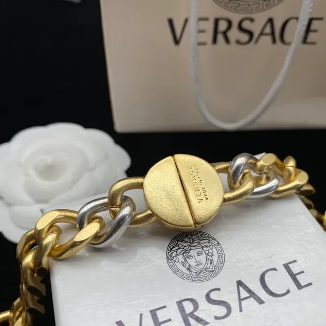Collier Versace Chain Reaction Or et Argent Chaîne Curb 2
