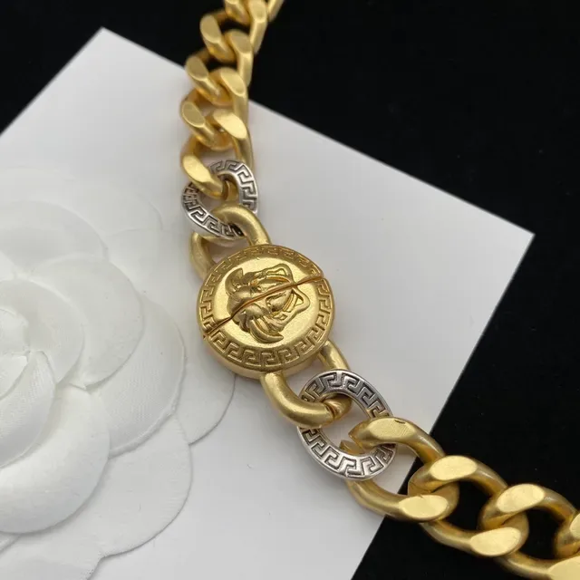 Collier Versace Chain Reaction Or et Argent Chaîne Curb 5