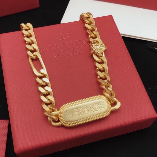Versace Chain Reaction Collier Doré Curb-Figaro 7