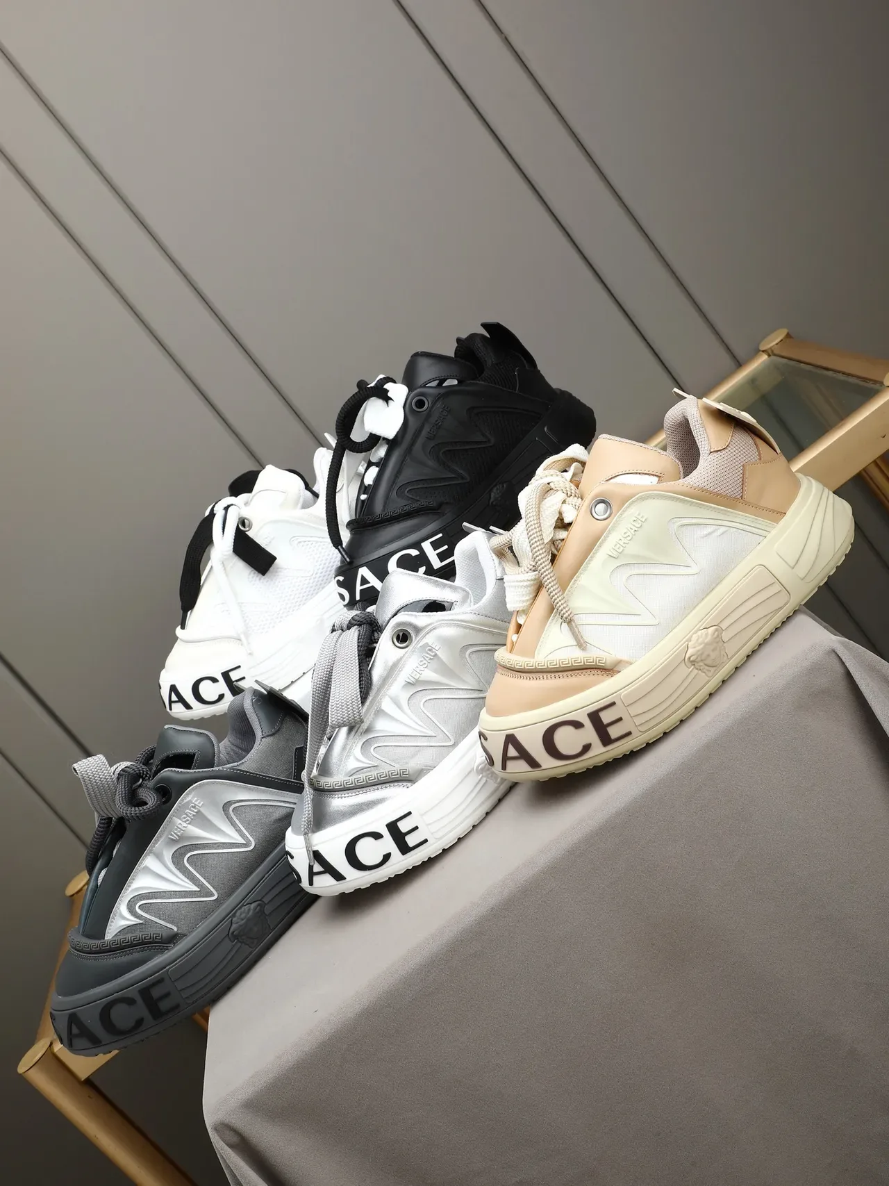 Versace Chain Reaction White Black Platform Sole Mesh And Leather Upper Chunky Sneakers 2
