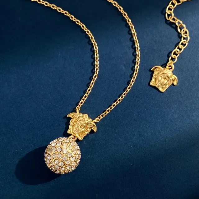 Versace Chaîne Or Argent Charm Tête de Méduse Collier 9