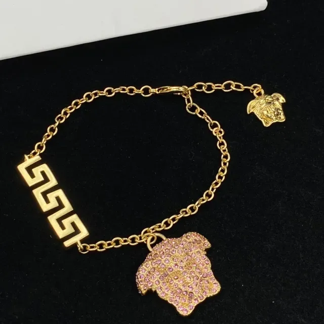 Colar Versace Greca Odissea Cabeça de Medusa de Cristal Rosa 5