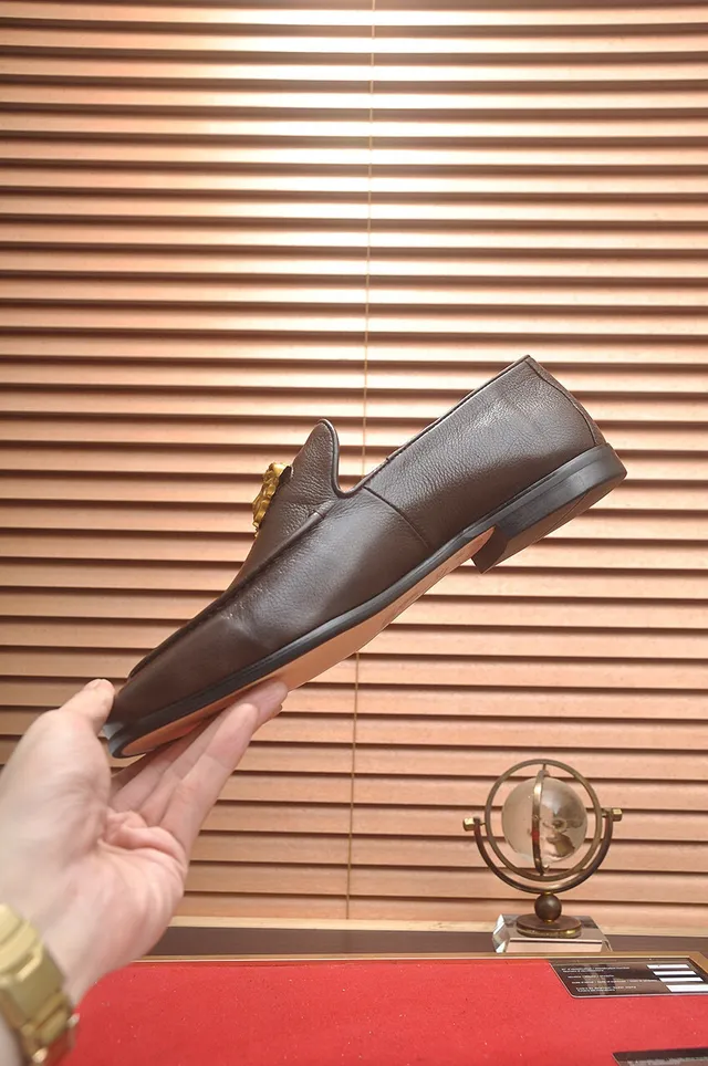 Versace Medusa Head Mocassin Cuir Brun Garniture Dorée 5