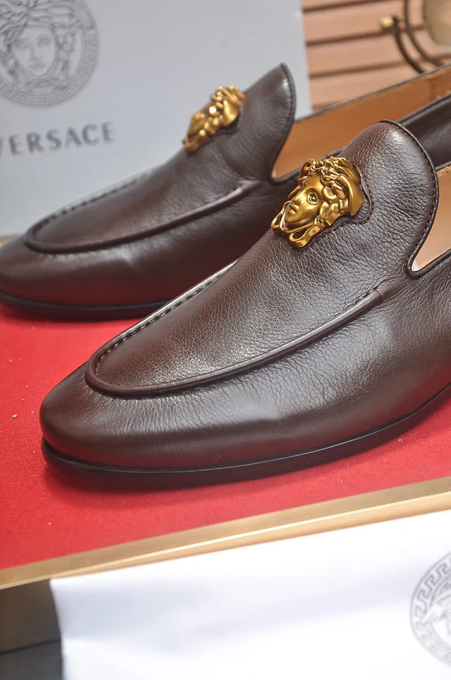 Versace Medusa Head Mocassin Cuir Brun Garniture Dorée 8