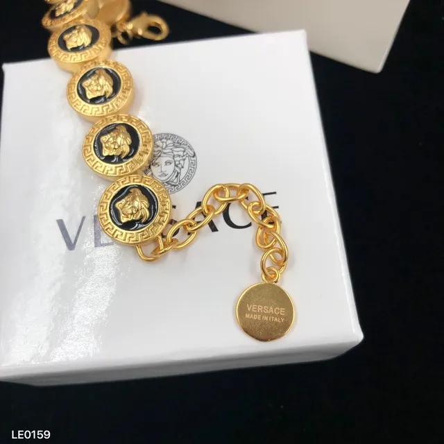 Versace Odissea Or et Noir Medusa Motif Bracelet 3