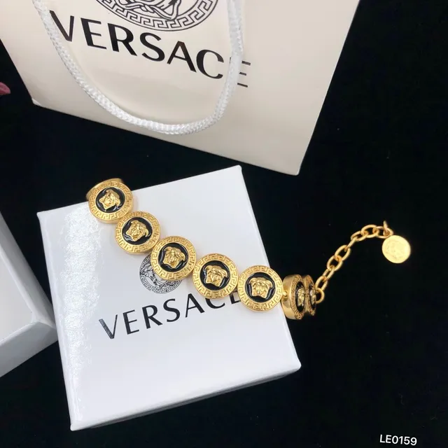 Versace Odissea Or et Noir Medusa Motif Bracelet 4