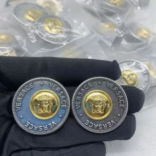 Versace Odissea Medusa 硬币风格 双色耳环