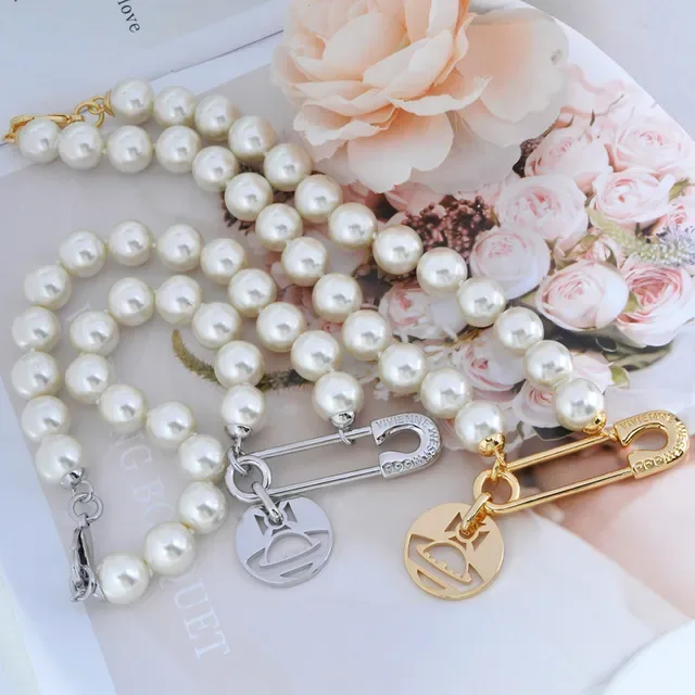Vivienne Westwood Classic Orb Pearl and Safety-Pin Bracelet 6