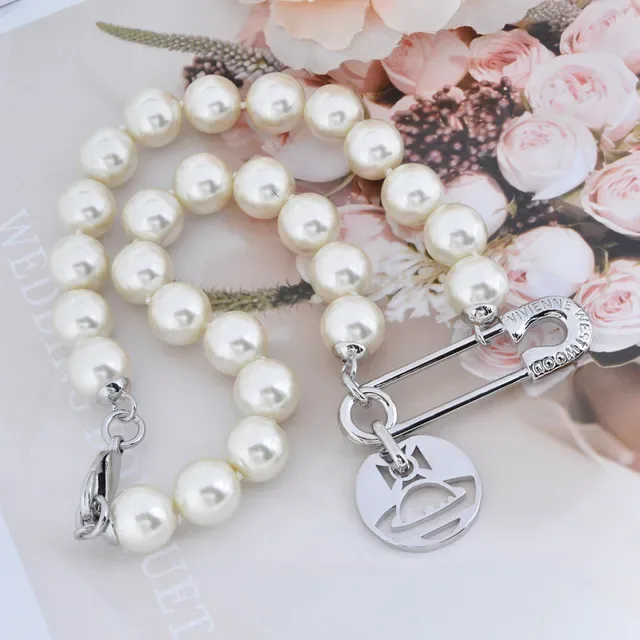 Vivienne Westwood Classic Orb Pearl and Safety-Pin Bracelet 7