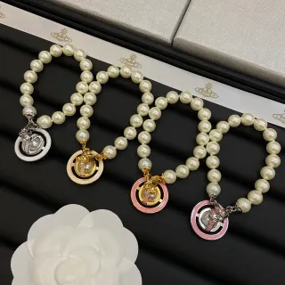 Vivienne Westwood Orb Bracelet Beige Pink Pearl-Strand Charm Bracelet