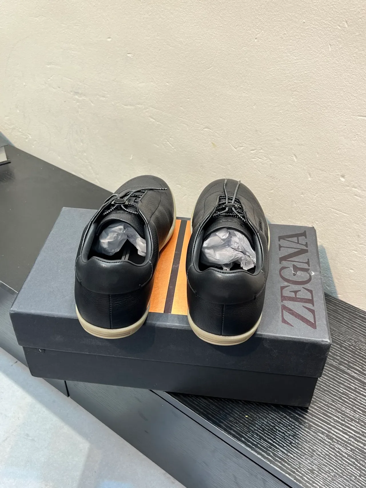 Zegna Noir cuir pebbled sans lacets Toggle sneaker lifestyle 6
