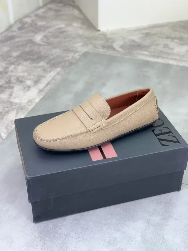 Zegna बेज पेबल्ड लेदर पेनी लोफर 4