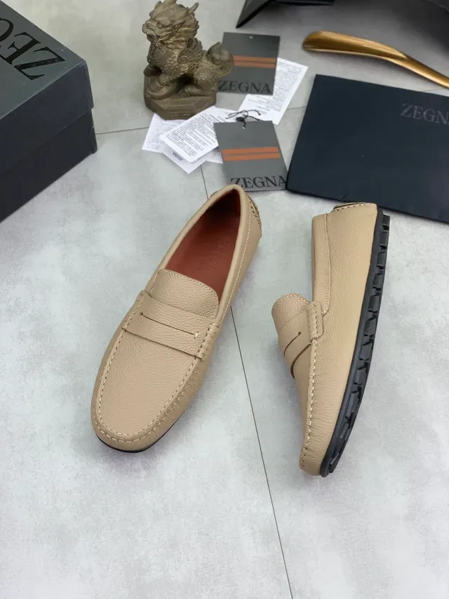 Zegna बेज पेबल्ड लेदर पेनी लोफर 5