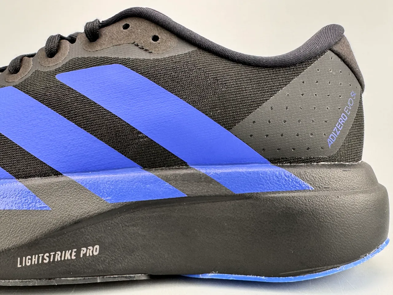 Adidas Adizero Evo.S chaussures de course noires et bleues 5