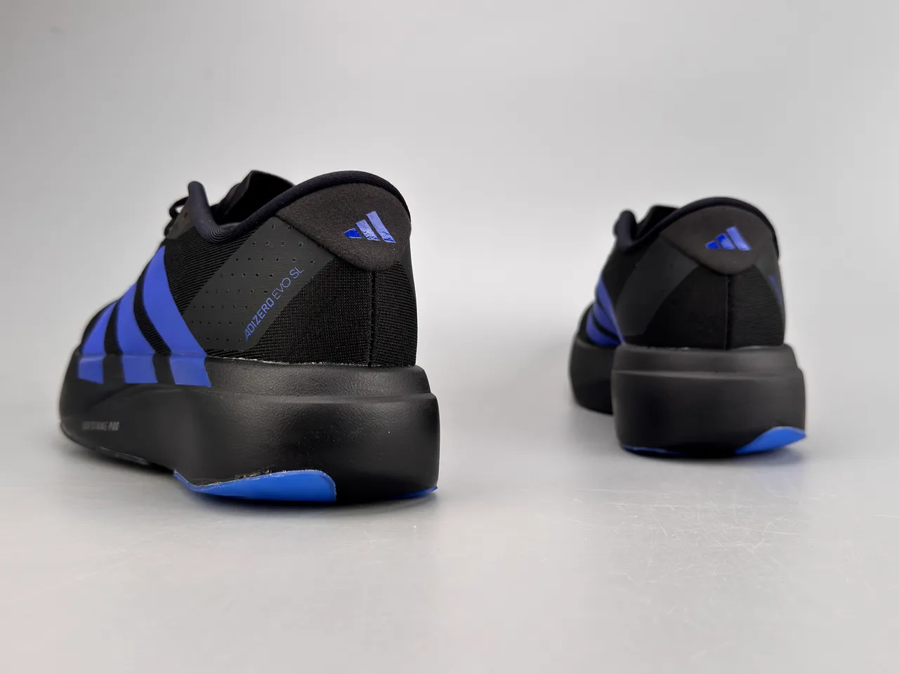 Adidas Adizero Evo.S chaussures de course noires et bleues 8