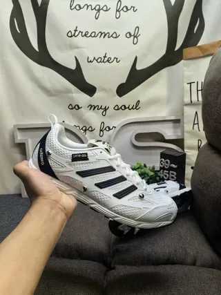 Adidas adizero Baskets Lifestyle en Maille Légère 5