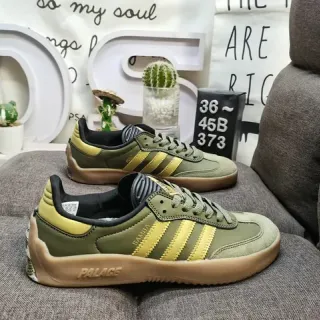 Adidas आर्मी ग्रीन येलो लो-टॉप सूड-लेदर हाइब्रिड लाइफस्टाइल स्नीकर