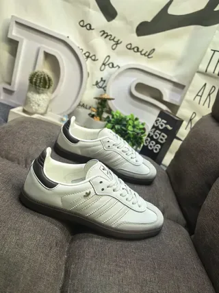 Adidas Beige Black Low-Top Derby Lace-Up Three-Stripe Side Panel Lifestyle Sneakers 9