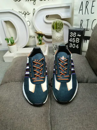 Adidas Beige Blue Retro Runner Layered Textile Upper Lifestyle Sneakers 10
